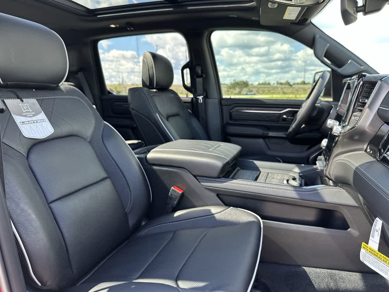 2027 RAM Ram 1500 RAM 1500 LIMITED CREW CAB 4X4 5'7' BOX