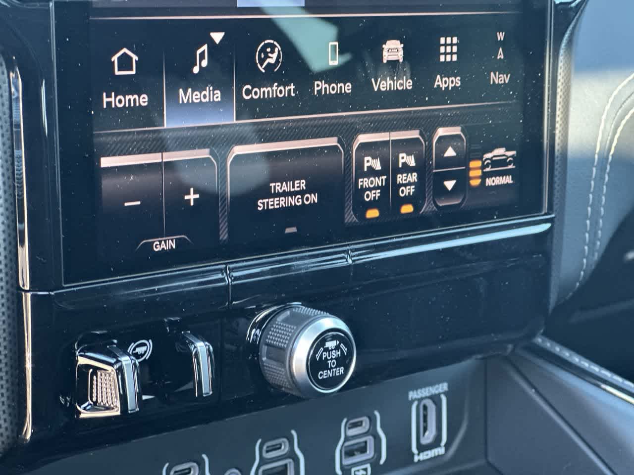 2027 RAM Ram 1500 RAM 1500 LIMITED CREW CAB 4X4 5'7' BOX