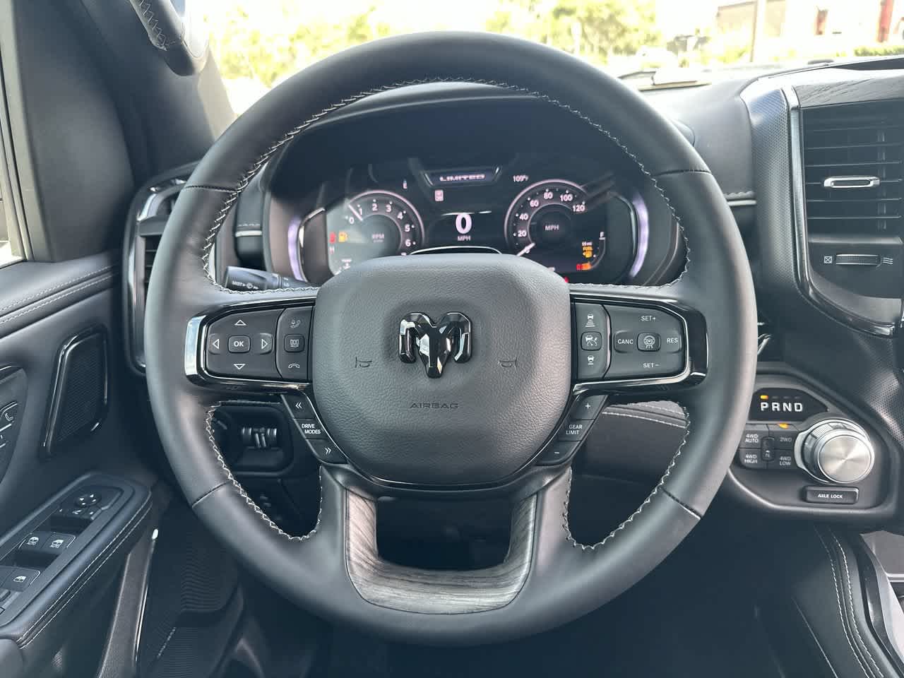 2027 RAM Ram 1500 RAM 1500 LIMITED CREW CAB 4X4 5'7' BOX