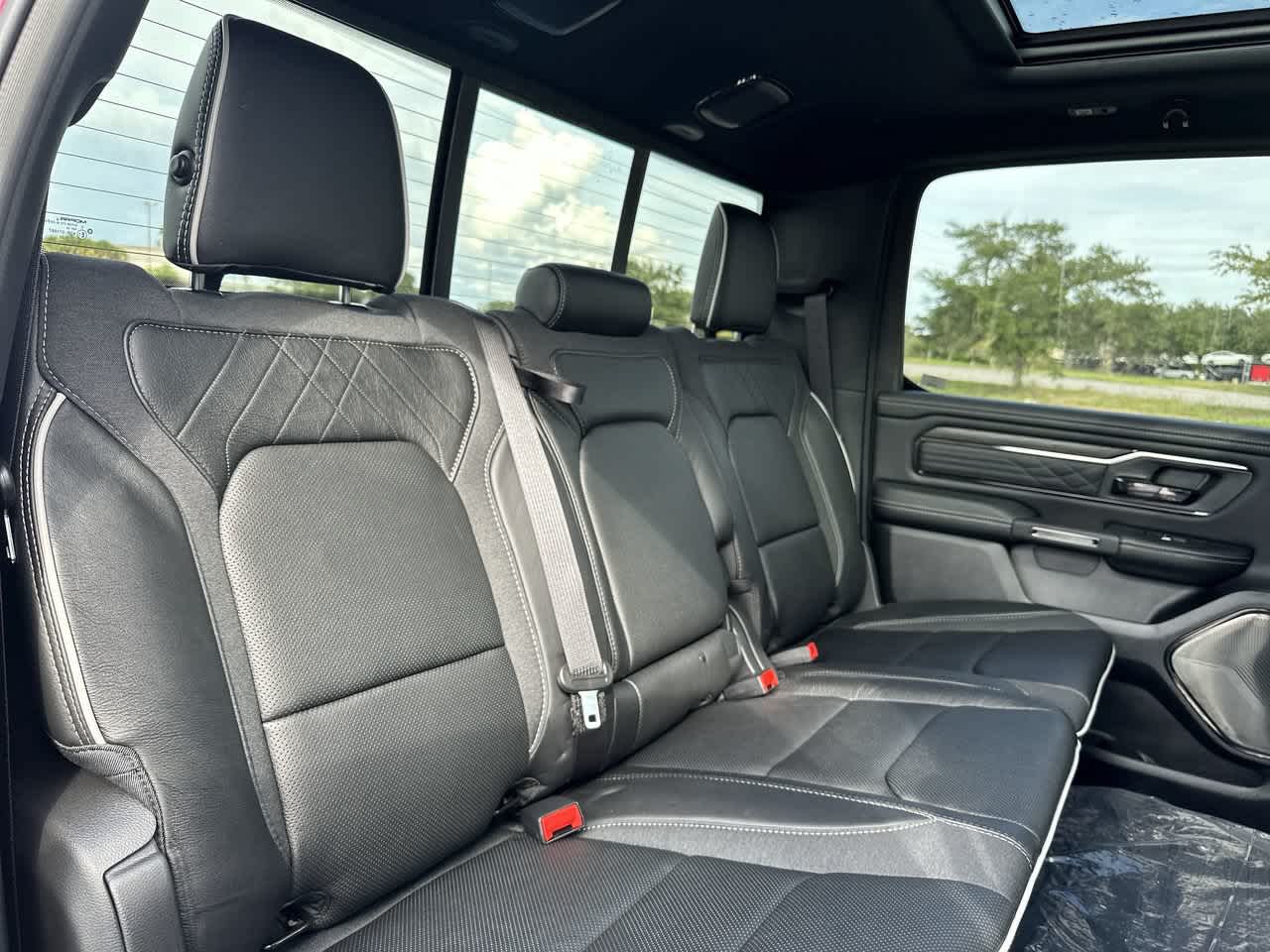2027 RAM Ram 1500 RAM 1500 LIMITED CREW CAB 4X4 5'7' BOX