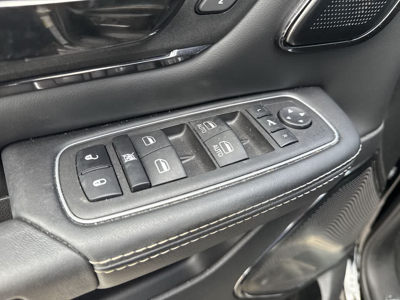 2023 RAM 1500 Limited Crew Cab 4x4 5'7' Box