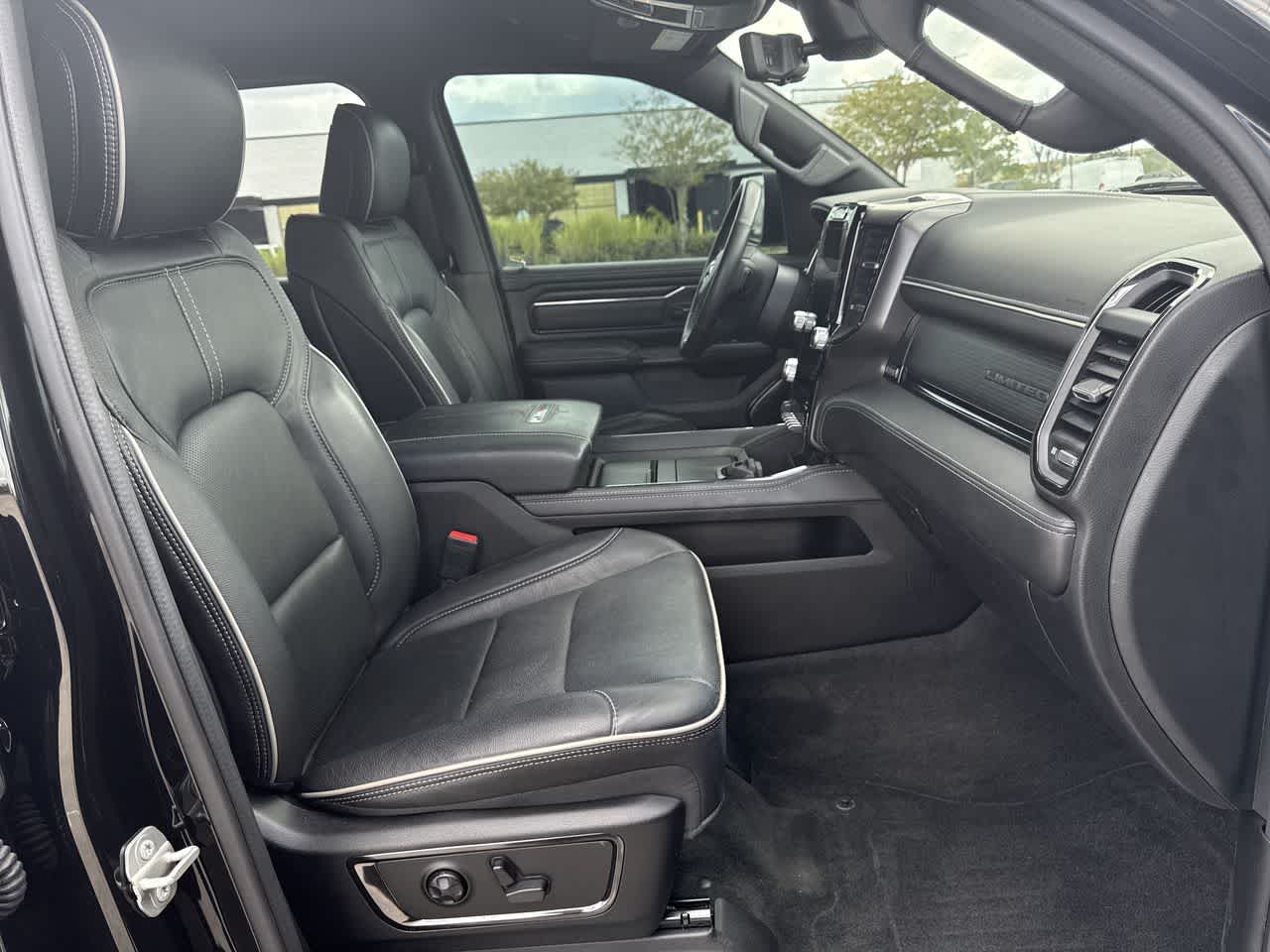 2023 RAM 1500 Limited Crew Cab 4x4 5'7' Box