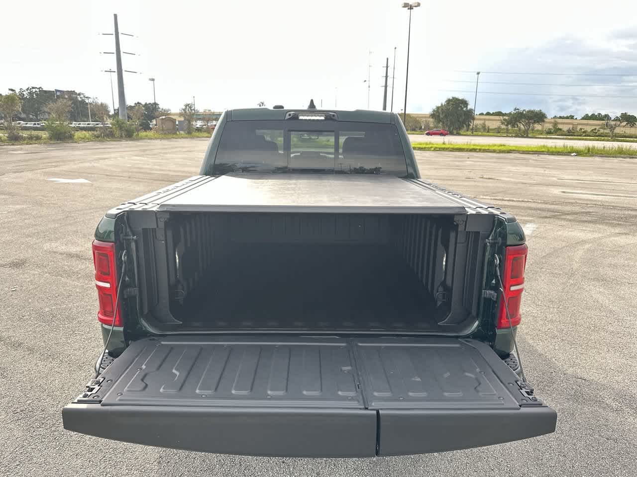 2027 RAM Ram 1500 RAM 1500 LIMITED CREW CAB 4X4 5'7' BOX