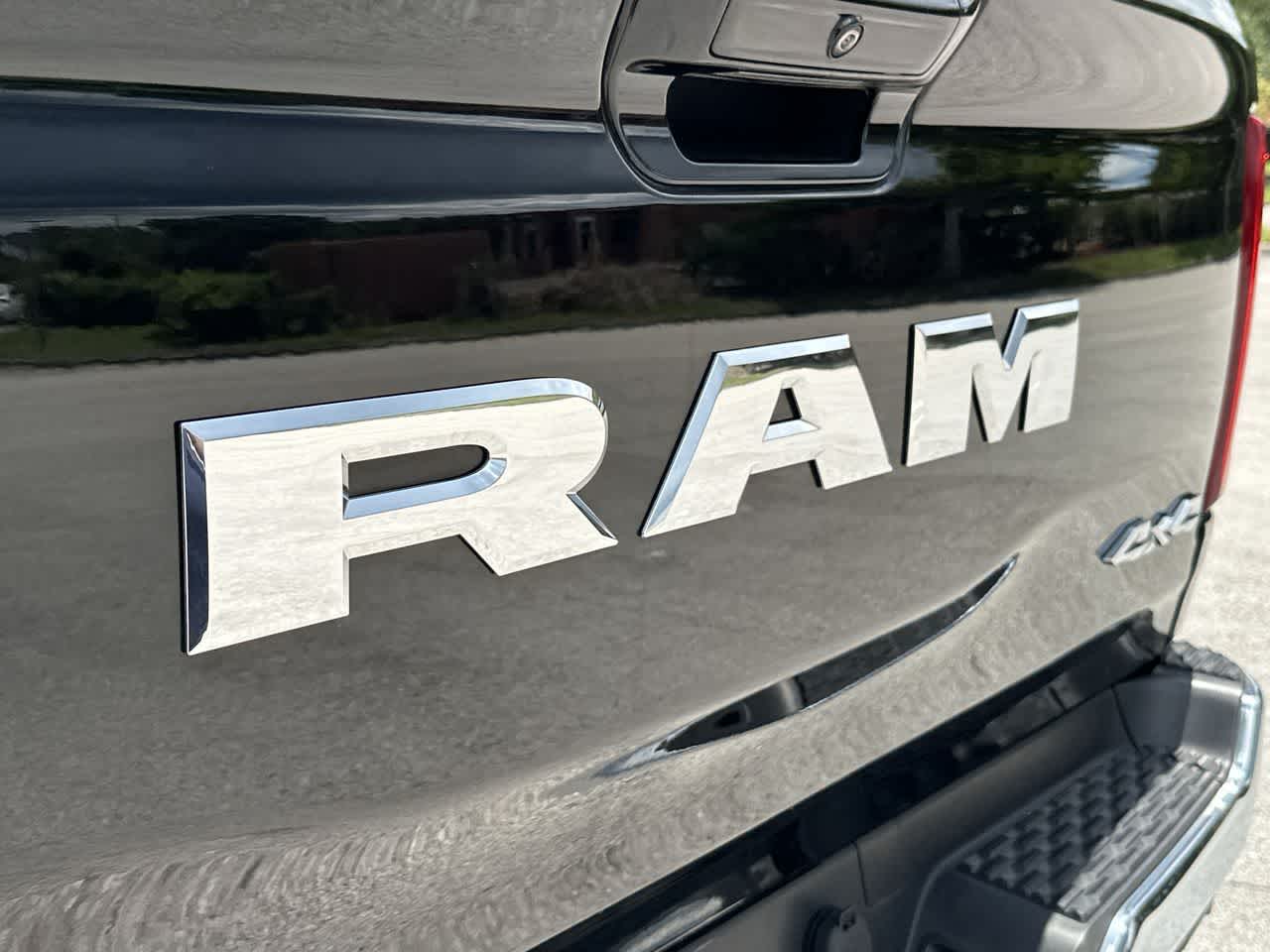2025 RAM 1500 Laramie Crew Cab 4x4 5'7' Box