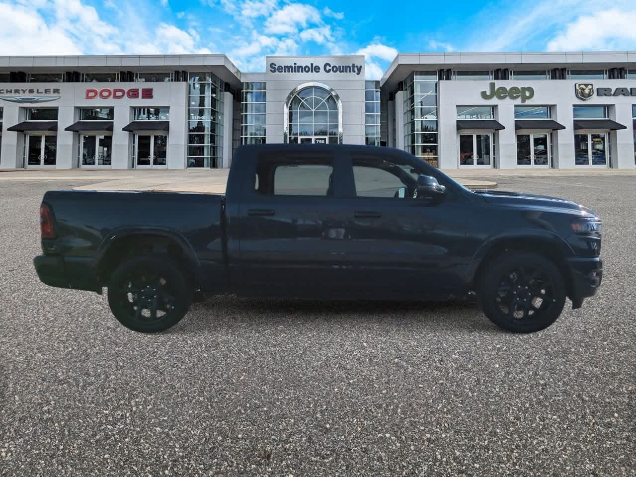 2026 RAM Ram 1500 RAM 1500 LARAMIE CREW CAB 4X4 5'7' BOX