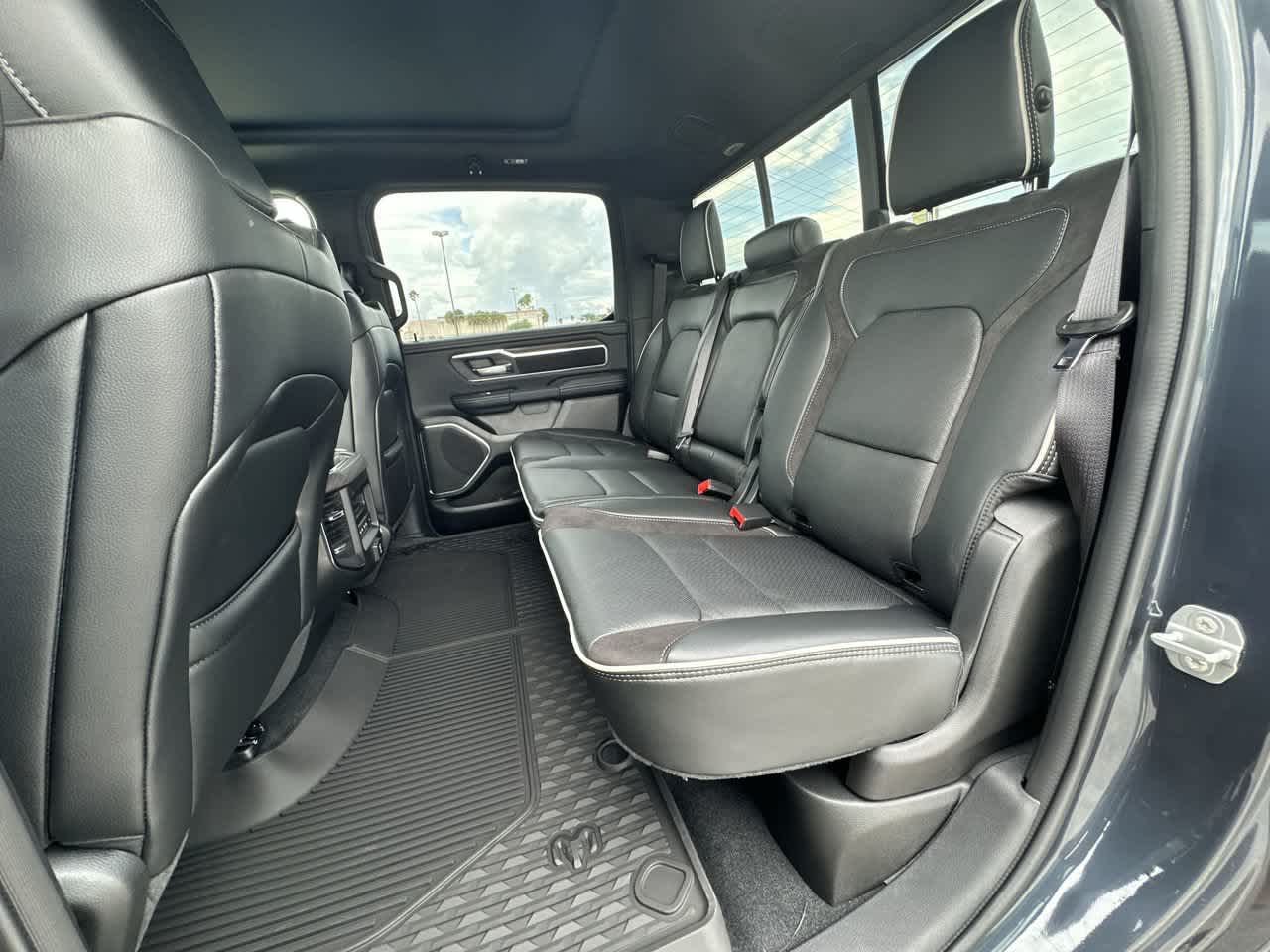 2027 RAM Ram 1500 RAM 1500 LARAMIE CREW CAB 4X4 5'7' BOX