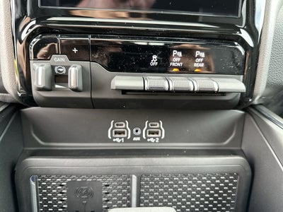 2027 RAM Ram 1500 RAM 1500 LARAMIE CREW CAB 4X4 5'7' BOX