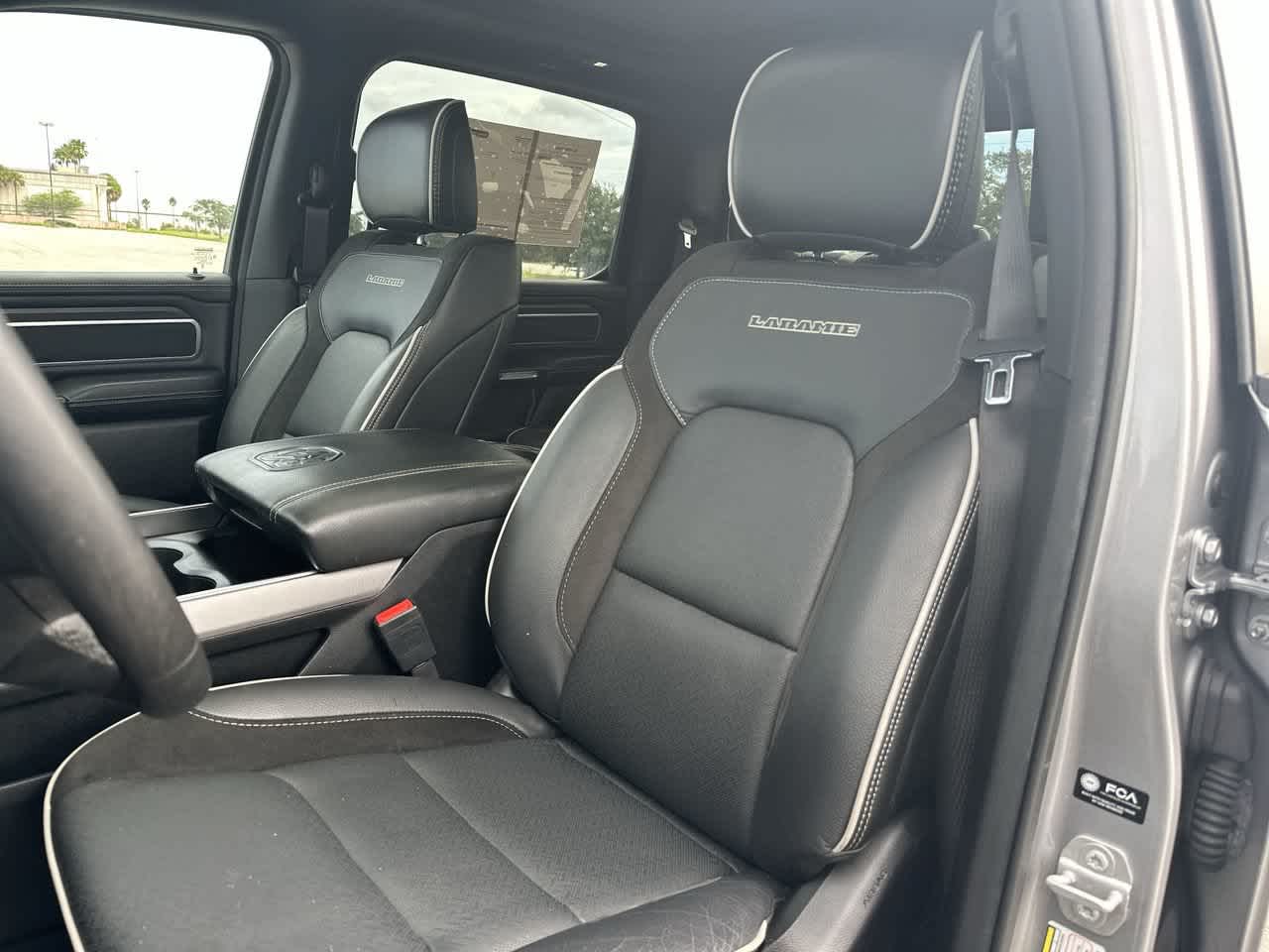 2025 RAM 1500 Laramie Crew Cab 4x4 5'7' Box