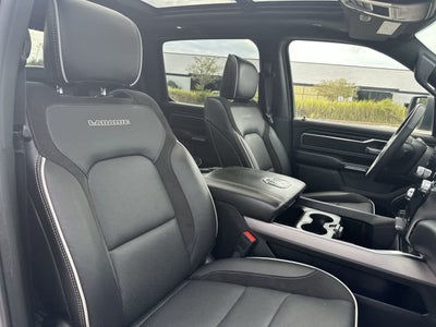 2025 RAM 1500 Laramie Crew Cab 4x4 5'7' Box