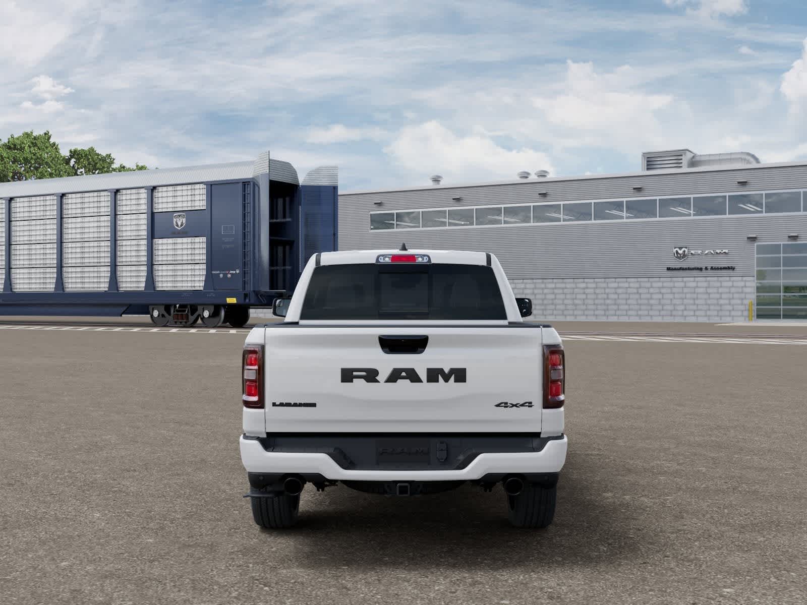 2027 RAM Ram 1500 RAM 1500 LARAMIE CREW CAB 4X4 5'7' BOX