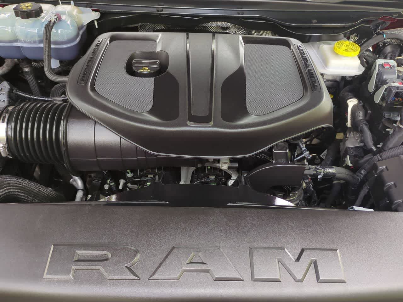 2025 RAM 1500 Laramie Crew Cab 4x4 5'7' Box