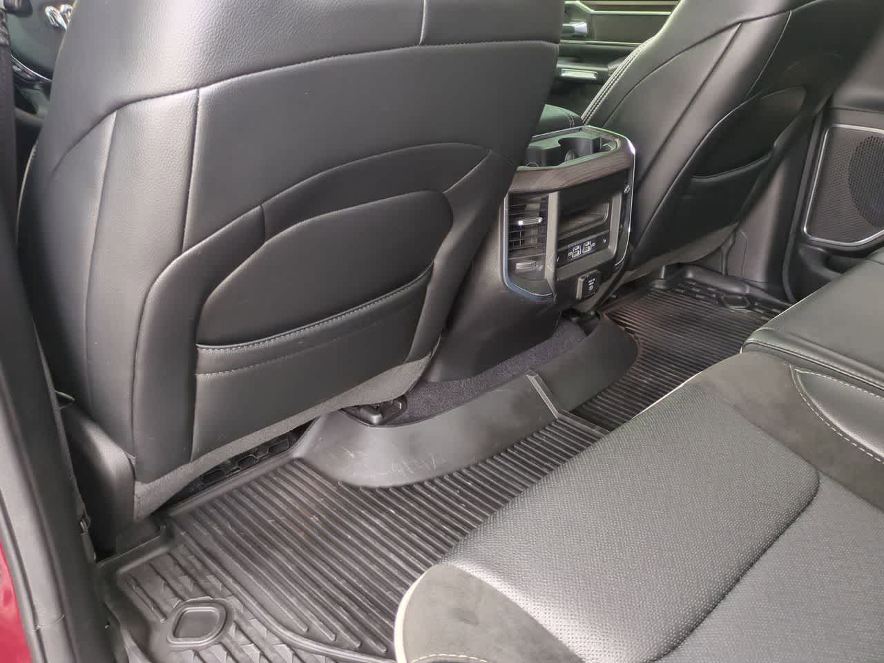 2025 RAM 1500 Laramie Crew Cab 4x4 5'7' Box