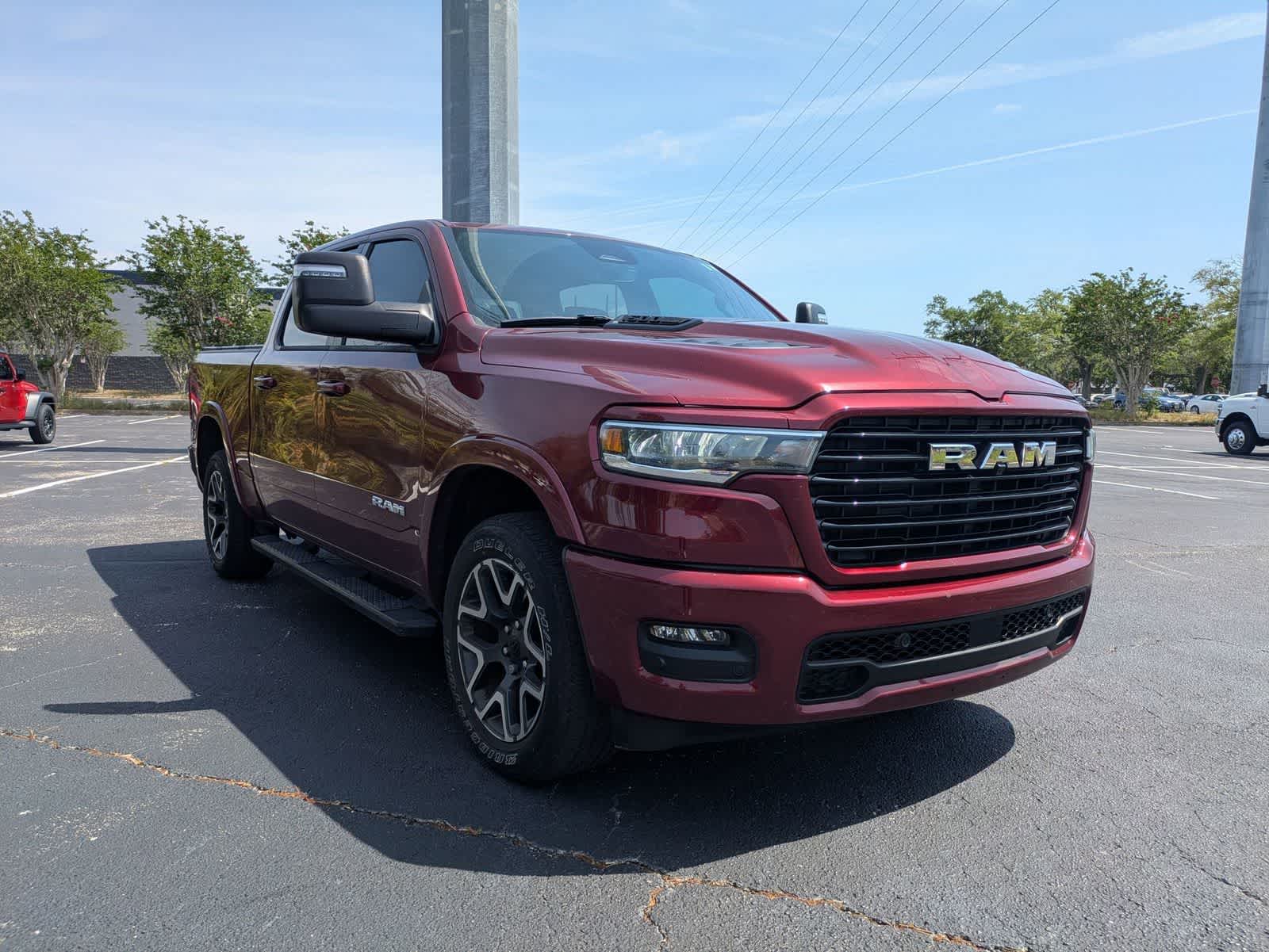 2025 RAM 1500 Laramie Crew Cab 4x4 5'7' Box