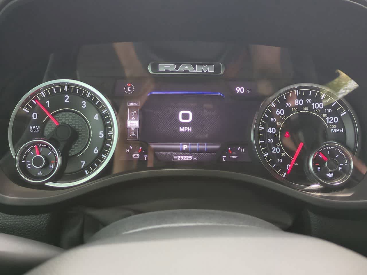 2025 RAM 1500 Laramie Crew Cab 4x4 5'7' Box