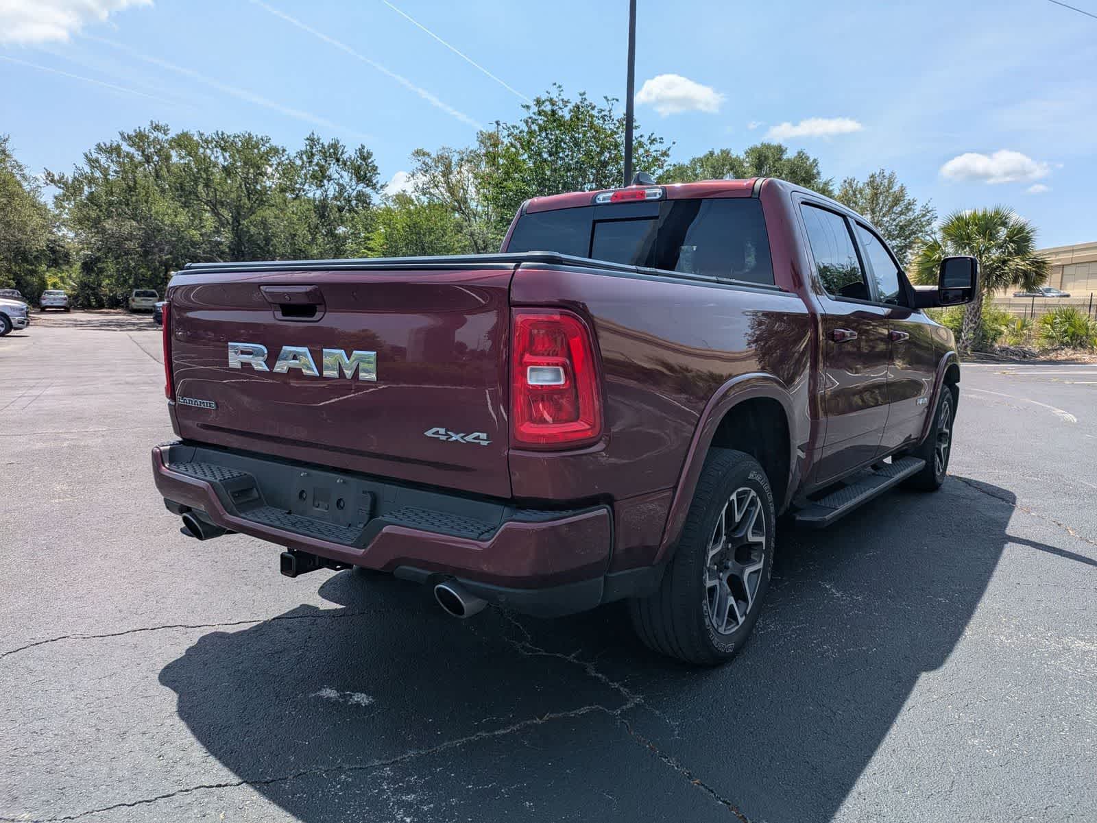 2025 RAM 1500 Laramie Crew Cab 4x4 5'7' Box