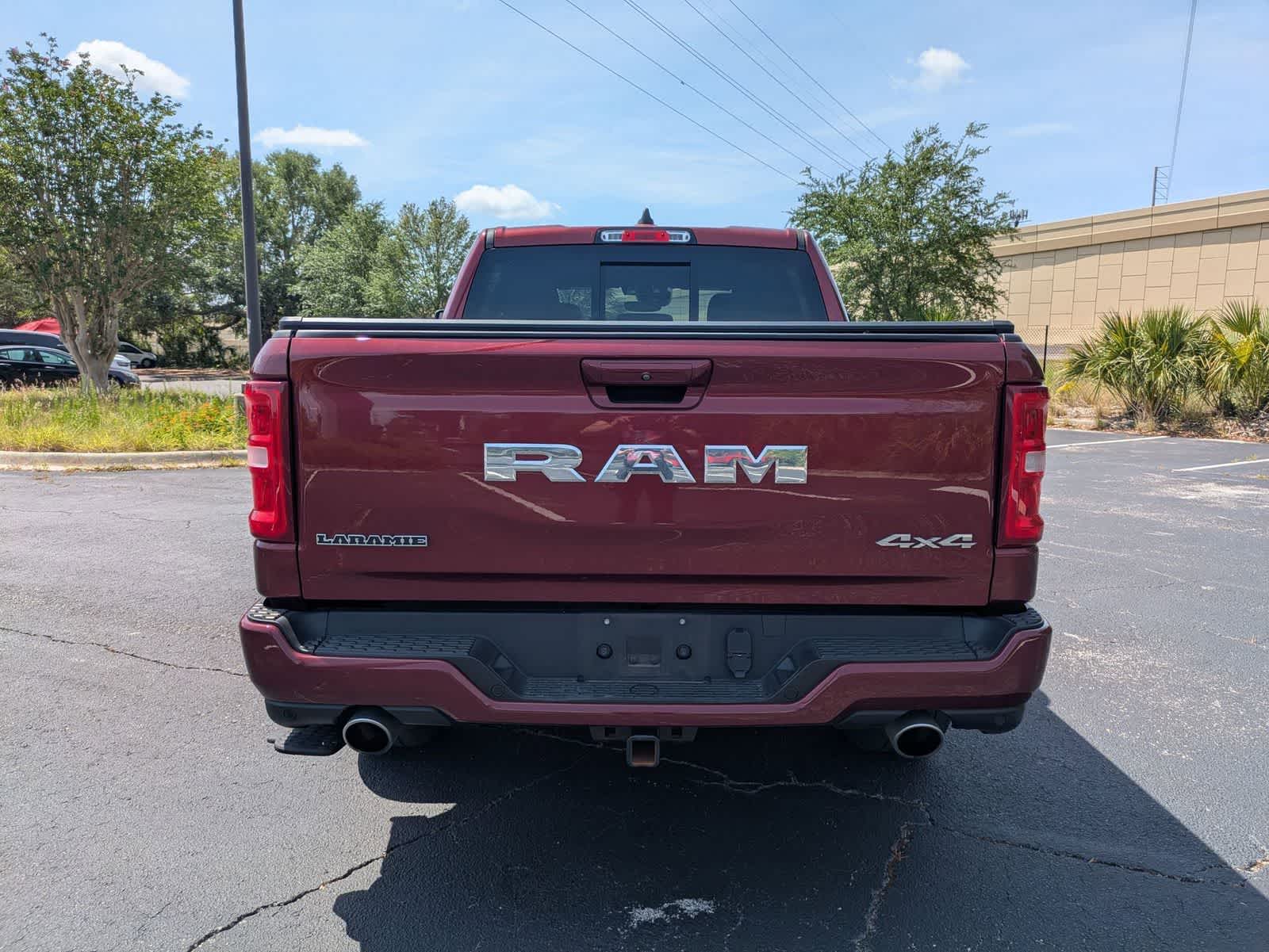 2025 RAM 1500 Laramie Crew Cab 4x4 5'7' Box