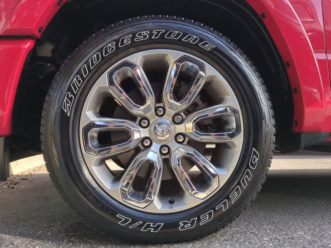 2022 RAM 1500 Laramie Crew Cab 4x4 5'7' Box