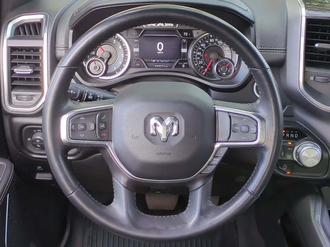 2022 RAM 1500 Laramie Crew Cab 4x4 5'7' Box