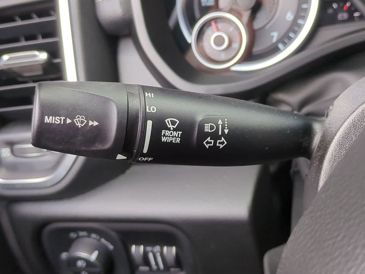 2022 RAM 1500 Laramie Crew Cab 4x4 5'7' Box