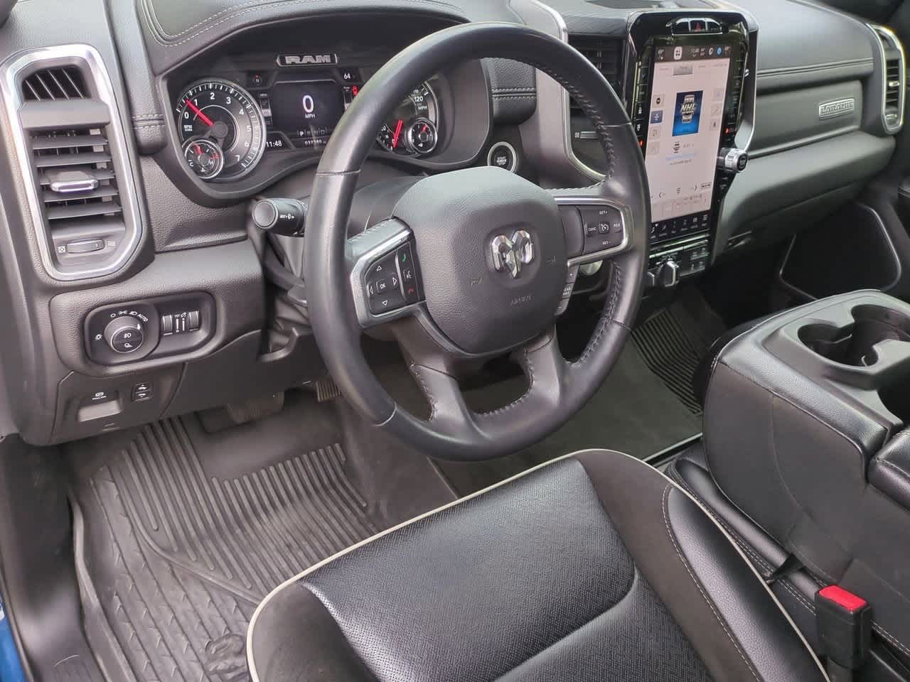 2023 RAM 1500 Laramie Crew Cab 4x4 5'7' Box