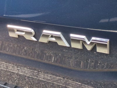 2023 RAM 1500 Laramie Crew Cab 4x4 5'7' Box