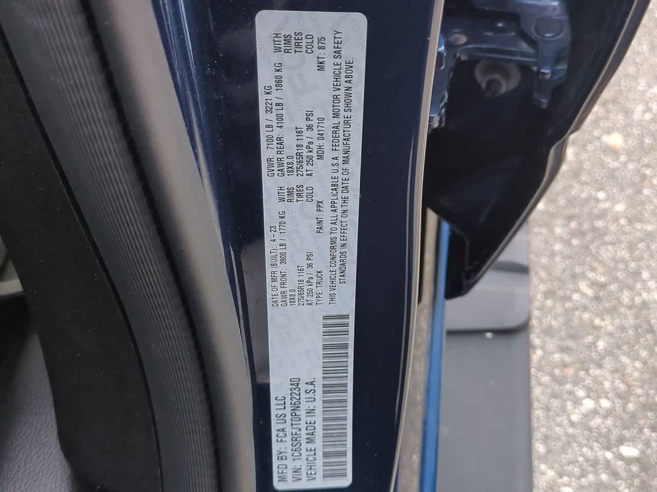 2023 RAM 1500 Laramie Crew Cab 4x4 5'7' Box