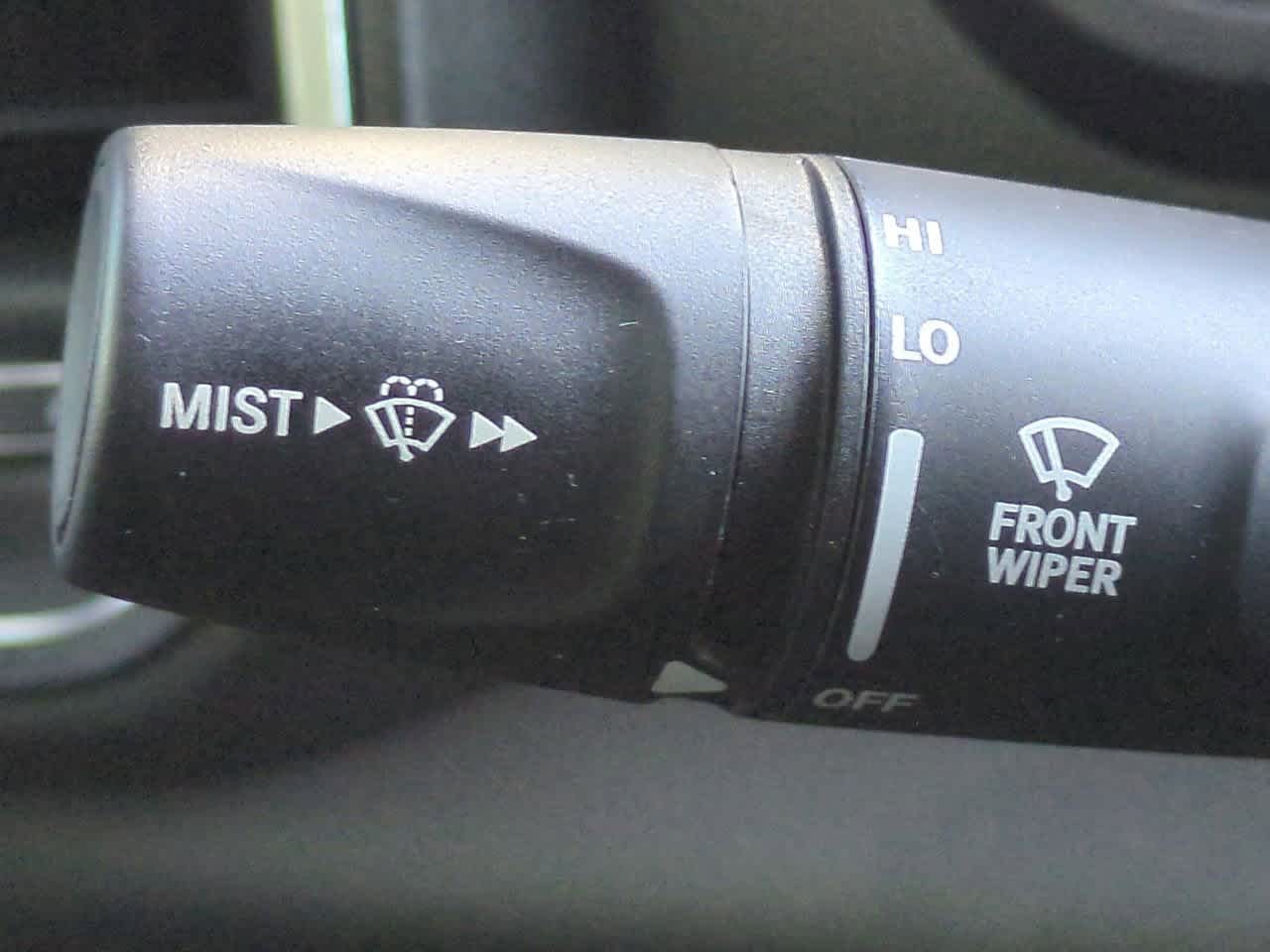 2024 RAM 1500 Laramie Crew Cab 4x4 5'7' Box