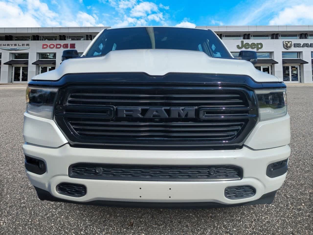 2024 RAM 1500 Laramie Crew Cab 4x4 5'7' Box