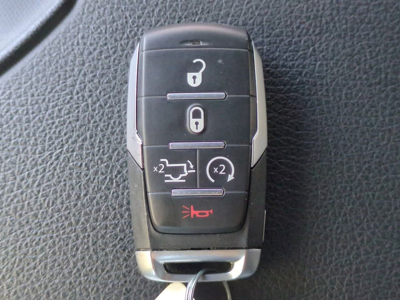 2024 RAM 1500 Laramie Crew Cab 4x4 5'7' Box