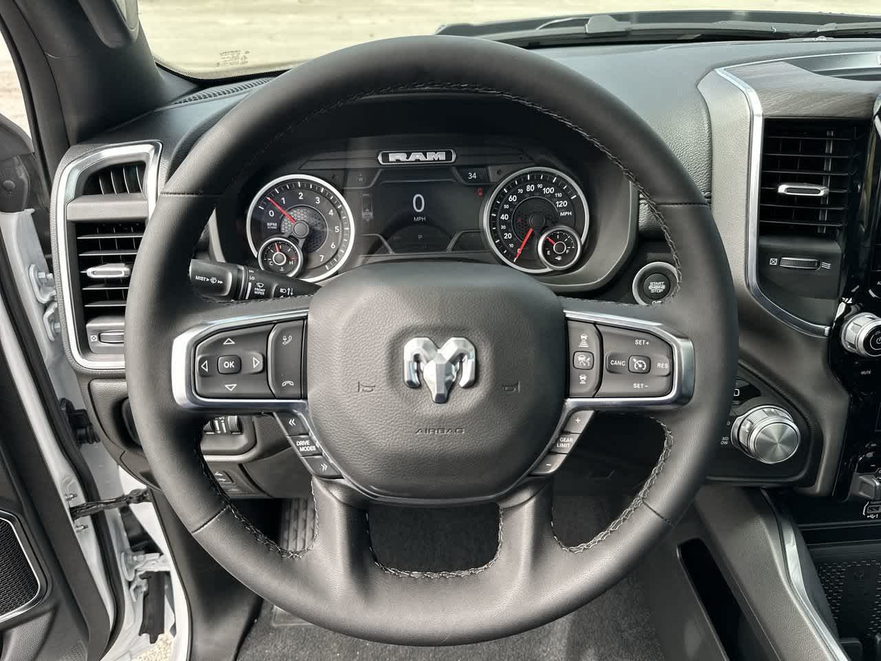 2027 RAM Ram 1500 RAM 1500 LARAMIE CREW CAB 4X4 5'7' BOX