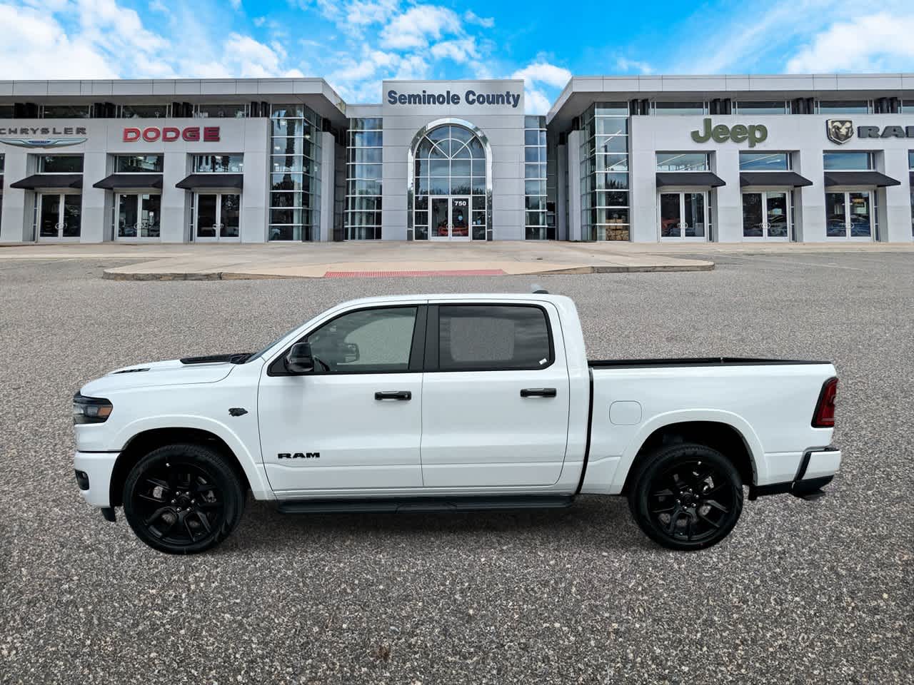 2027 RAM Ram 1500 RAM 1500 LARAMIE CREW CAB 4X4 5'7' BOX