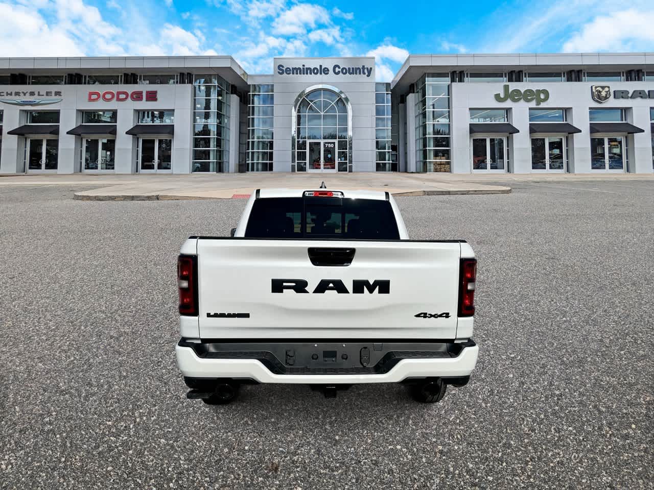 2027 RAM Ram 1500 RAM 1500 LARAMIE CREW CAB 4X4 5'7' BOX