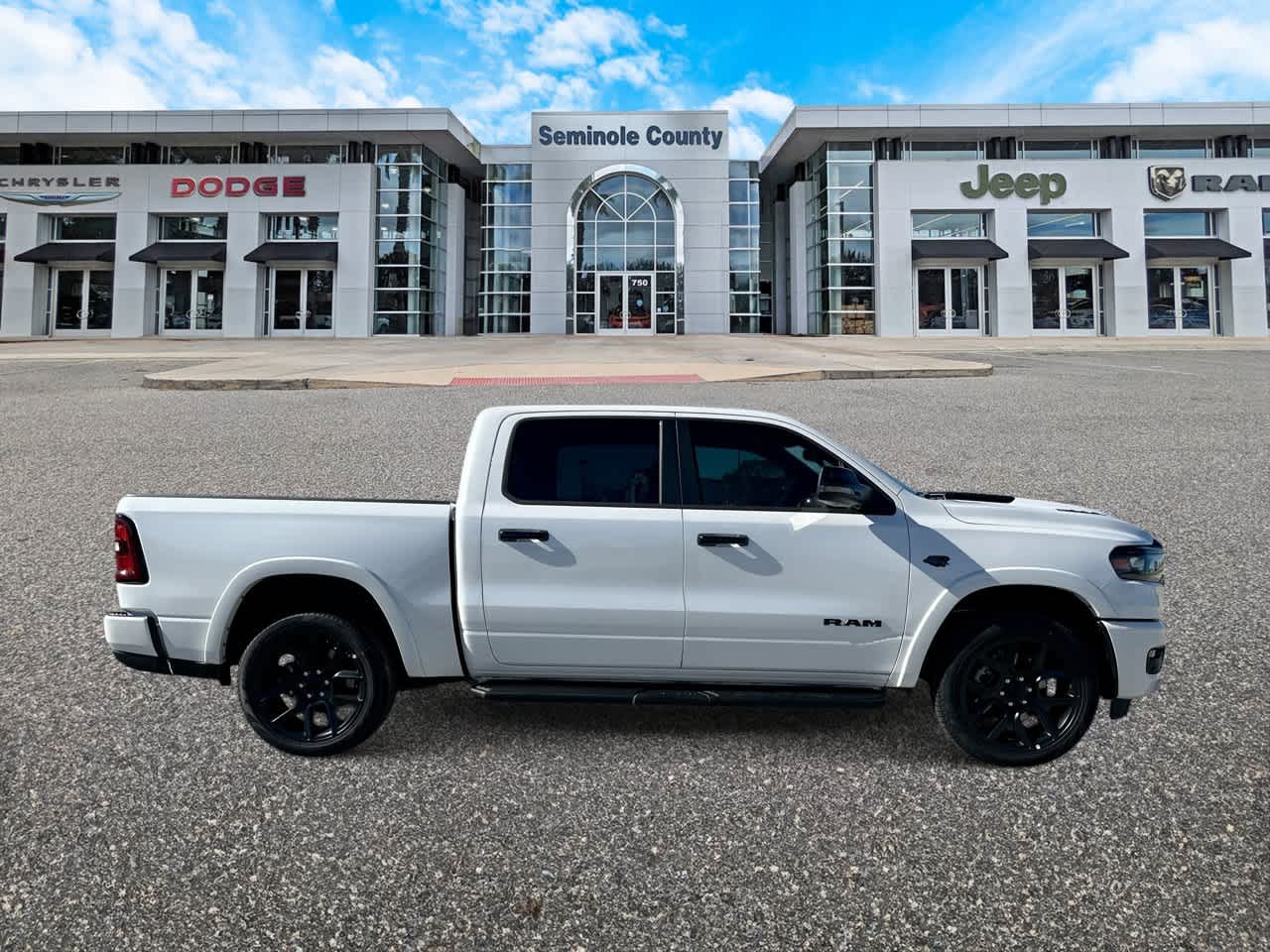 2027 RAM Ram 1500 RAM 1500 LARAMIE CREW CAB 4X4 5'7' BOX