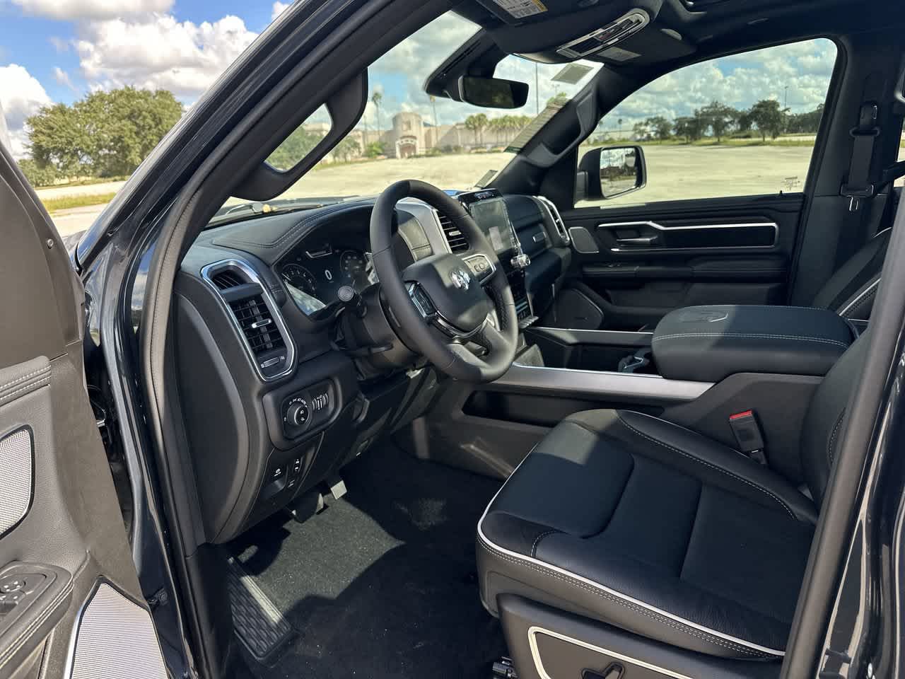 2027 RAM Ram 1500 RAM 1500 LARAMIE CREW CAB 4X4 5'7' BOX