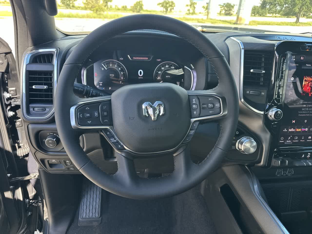 2027 RAM Ram 1500 RAM 1500 LARAMIE CREW CAB 4X4 5'7' BOX