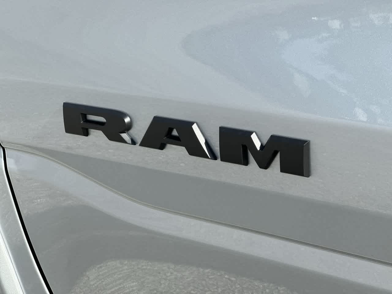 2027 RAM Ram 1500 RAM 1500 LARAMIE CREW CAB 4X4 5'7' BOX