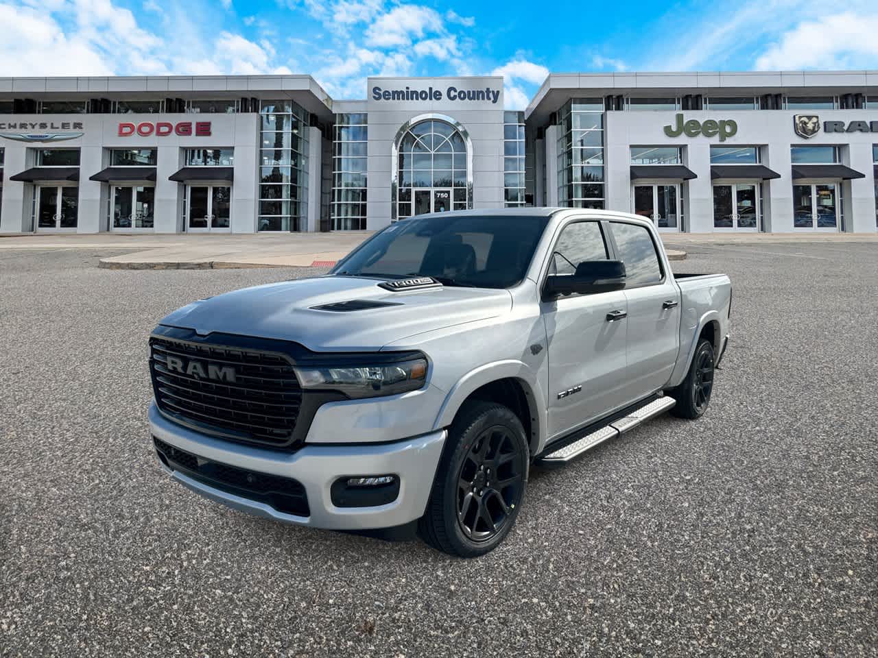 2027 RAM Ram 1500 RAM 1500 LARAMIE CREW CAB 4X4 5'7' BOX