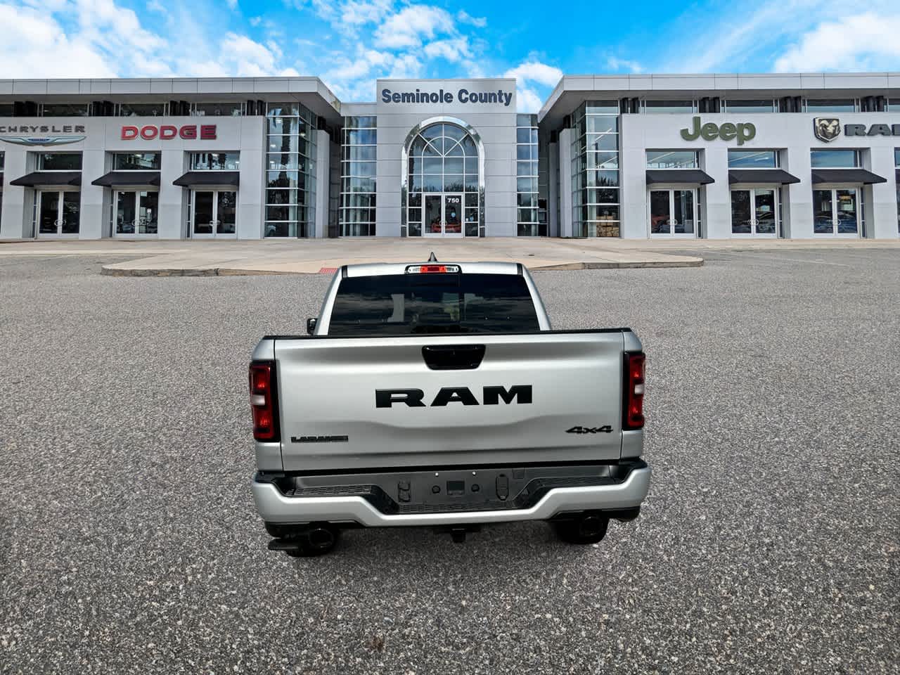 2027 RAM Ram 1500 RAM 1500 LARAMIE CREW CAB 4X4 5'7' BOX