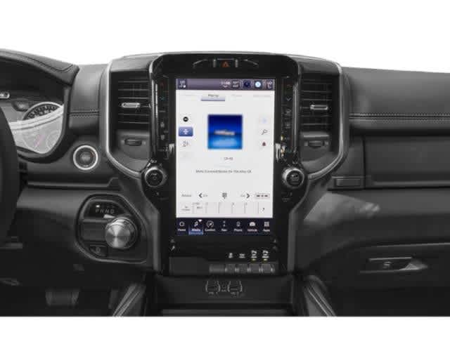 2023 RAM 1500 Laramie Crew Cab 4x4 5'7' Box