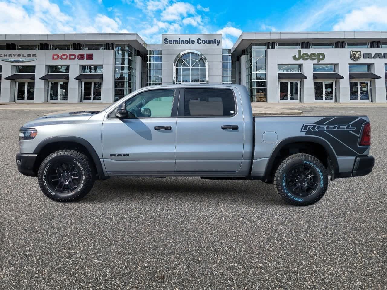 2025 RAM 1500 Rebel Crew Cab 4x4 5'7' Box