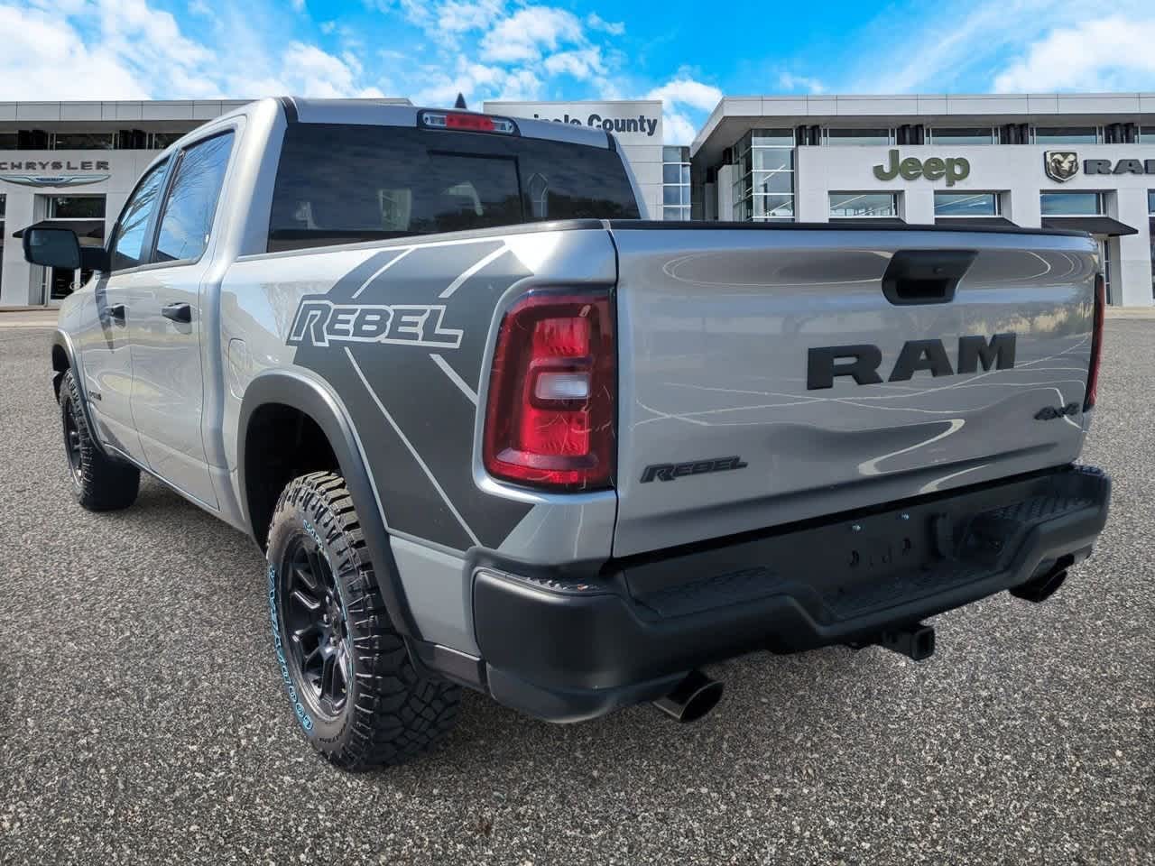 2025 RAM 1500 Rebel Crew Cab 4x4 5'7' Box
