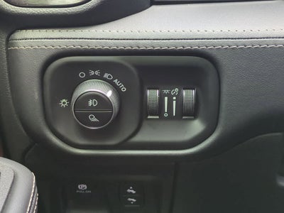 2026 RAM Ram 1500 RAM 1500 LIMITED CREW CAB 4X4 6'4' BOX