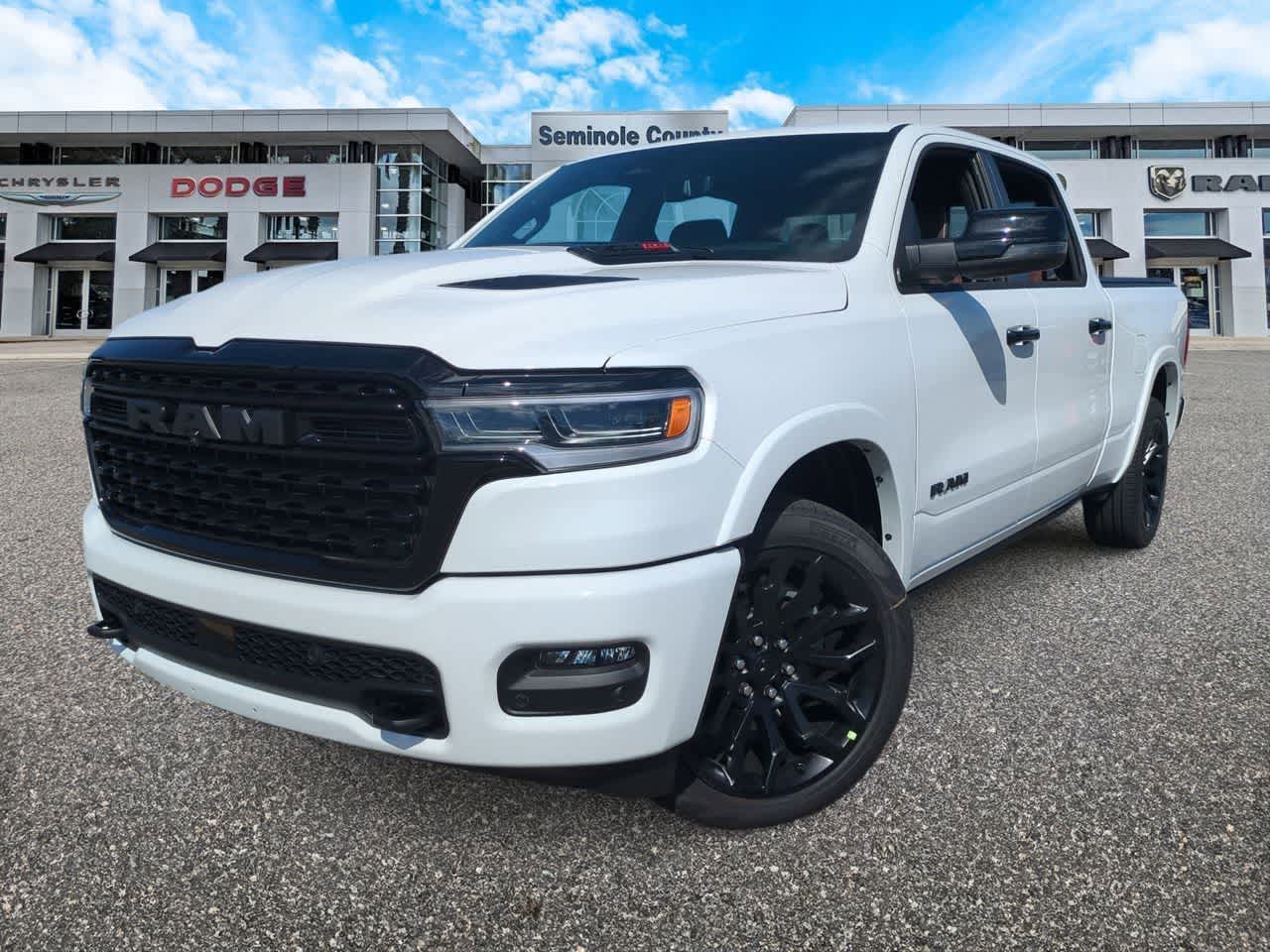 2026 RAM Ram 1500 RAM 1500 LIMITED CREW CAB 4X4 6'4' BOX