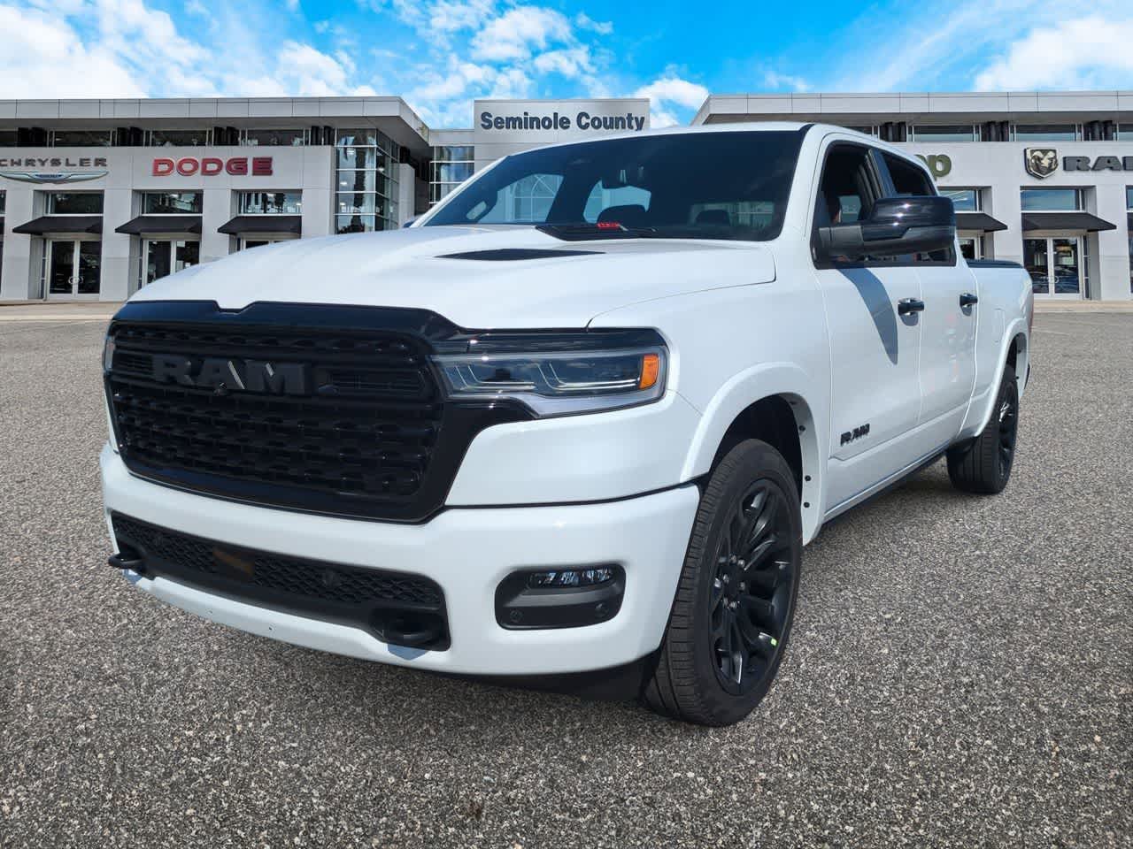 2026 RAM Ram 1500 RAM 1500 LIMITED CREW CAB 4X4 6'4' BOX