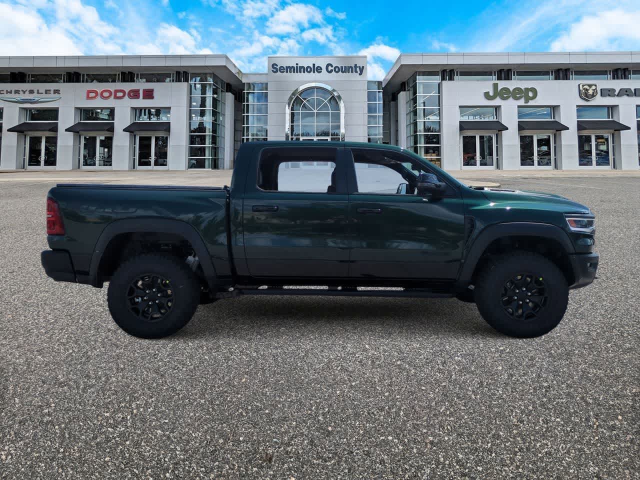 2026 RAM Ram 1500 RAM 1500 RHO CREW CAB 4X4 5'7' BOX