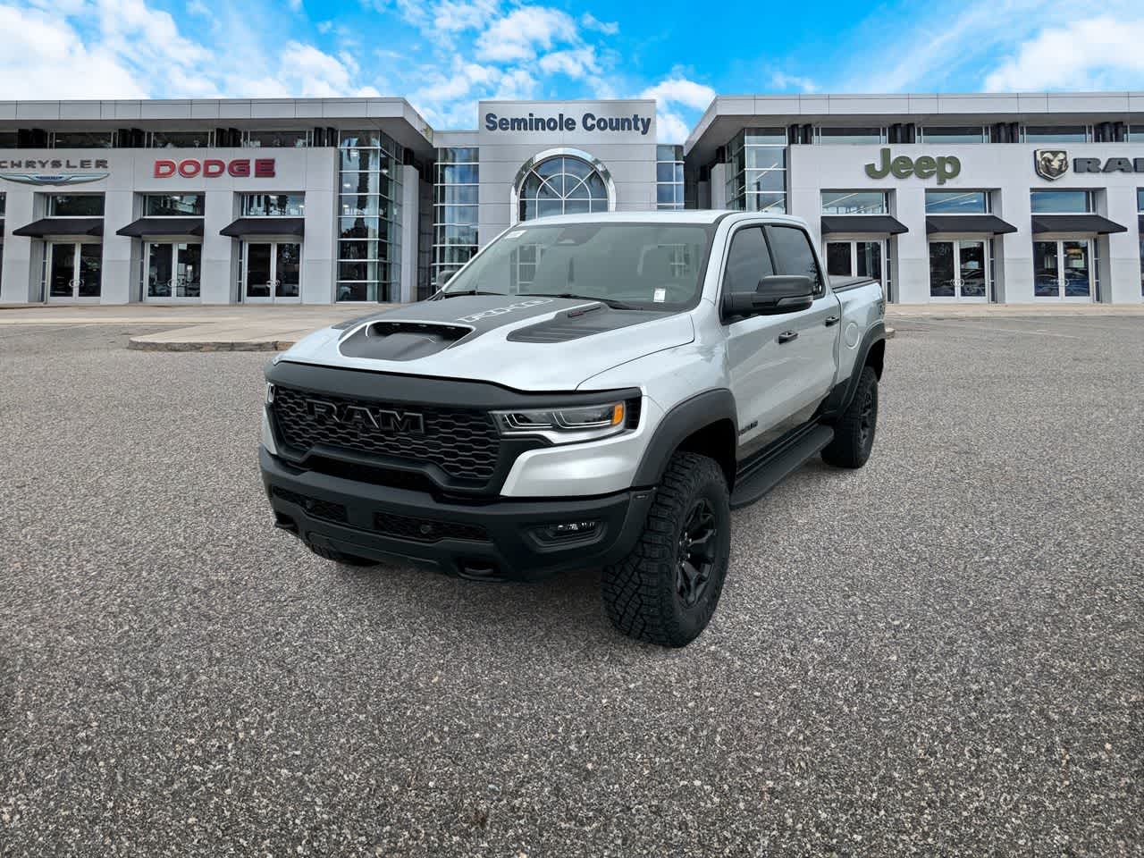 2026 RAM Ram 1500 RAM 1500 RHO CREW CAB 4X4 5'7' BOX
