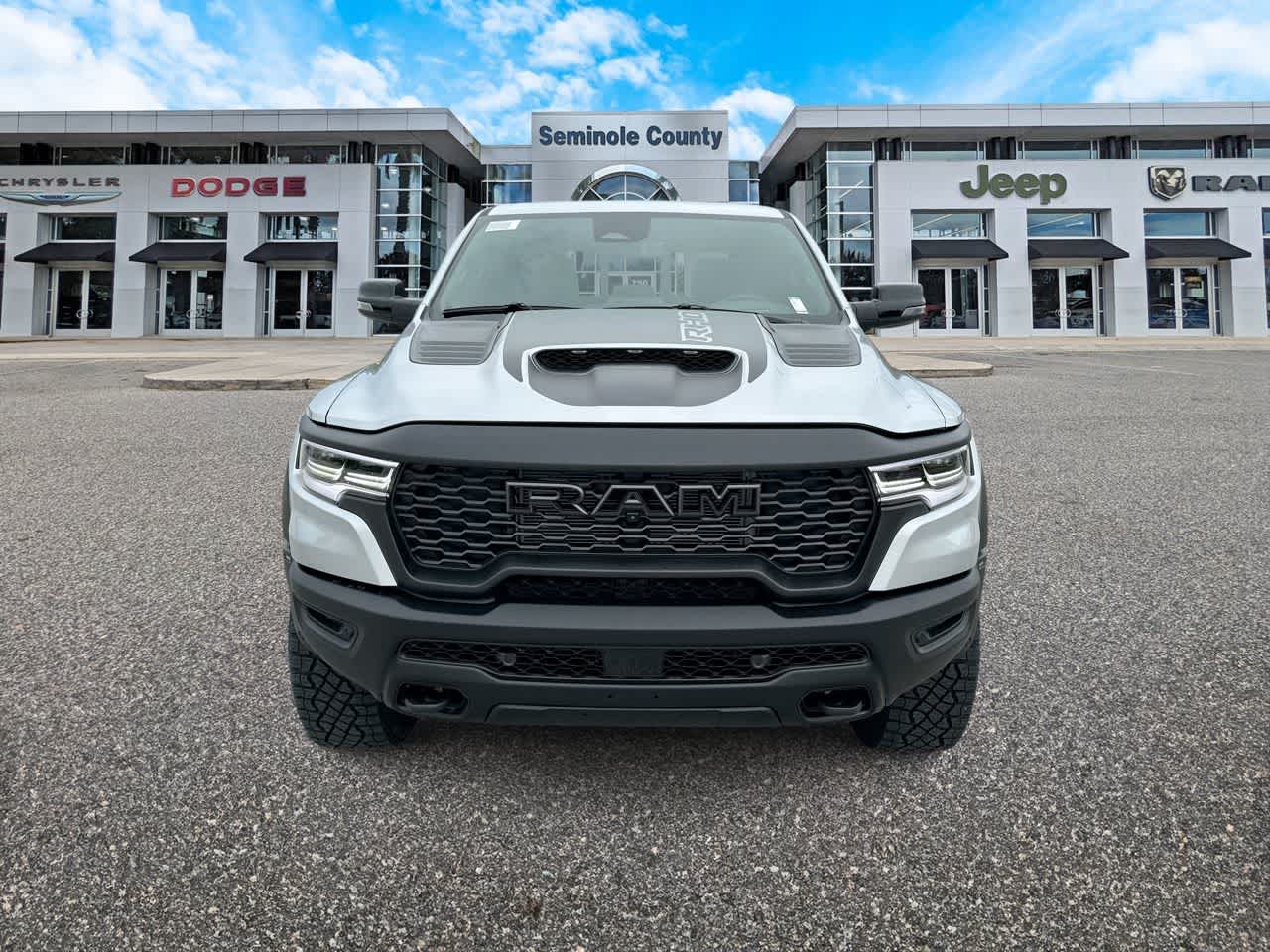 2026 RAM Ram 1500 RAM 1500 RHO CREW CAB 4X4 5'7' BOX
