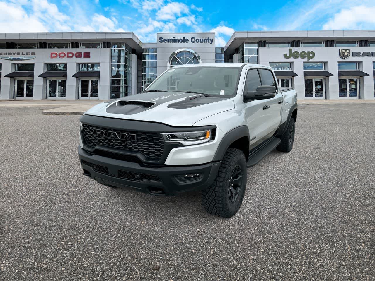 2026 RAM Ram 1500 RAM 1500 RHO CREW CAB 4X4 5'7' BOX