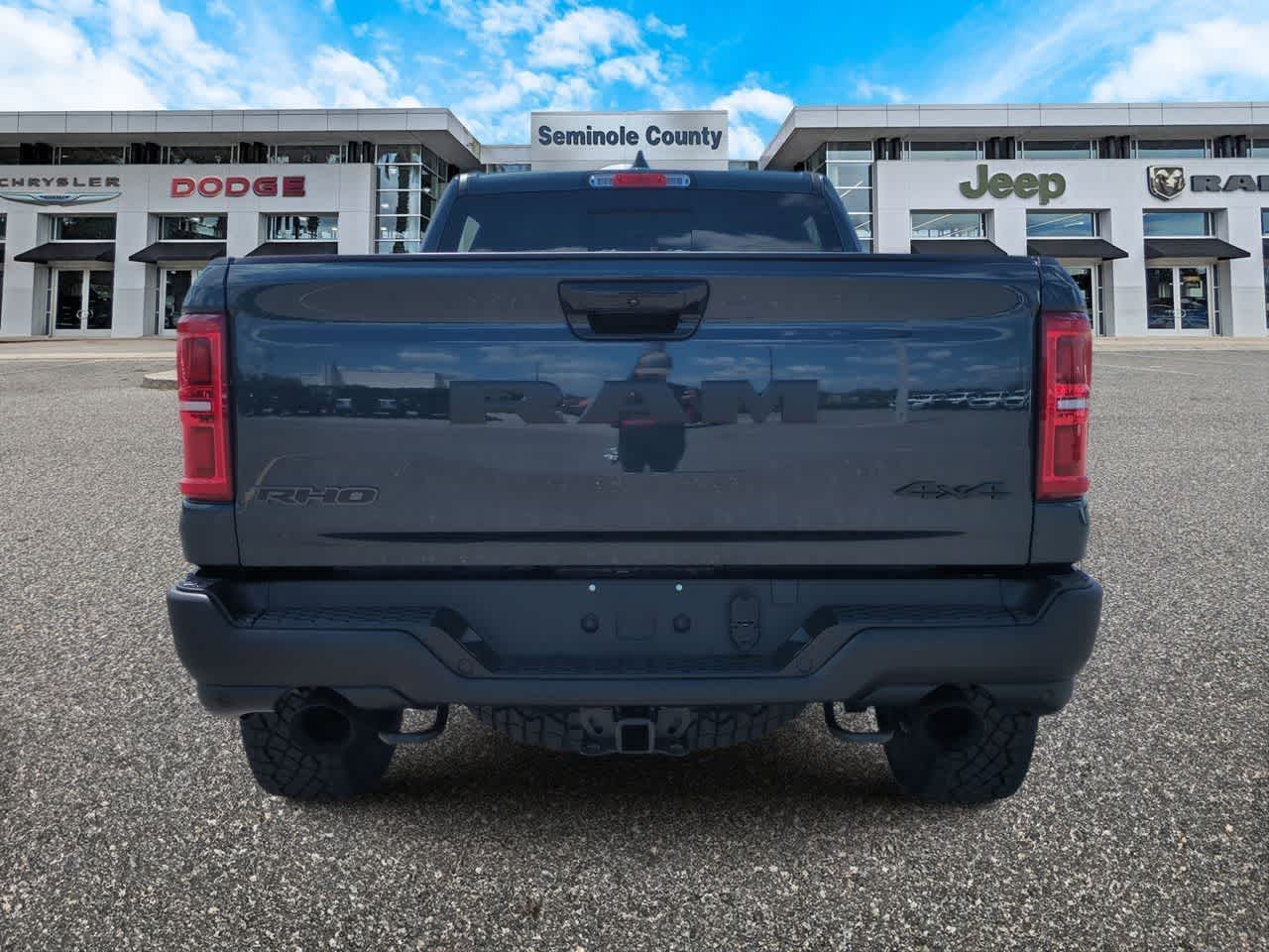 2026 RAM Ram 1500 RAM 1500 RHO CREW CAB 4X4 5'7' BOX