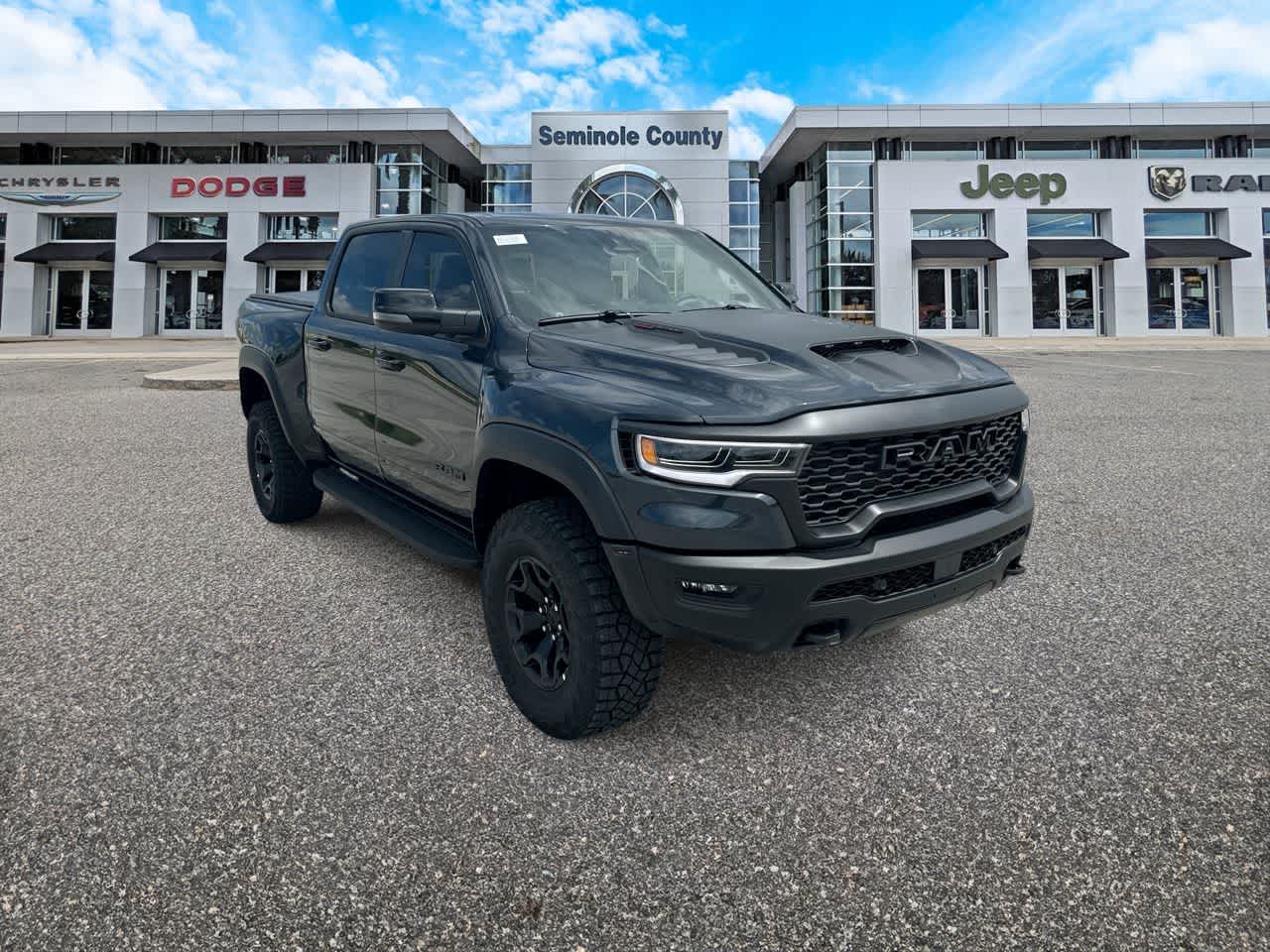 2026 RAM Ram 1500 RAM 1500 RHO CREW CAB 4X4 5'7' BOX